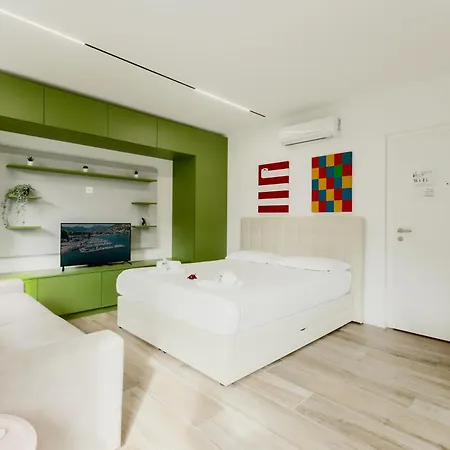 Sofia 5, For Couples -by Easylife Swiss Appartamento
